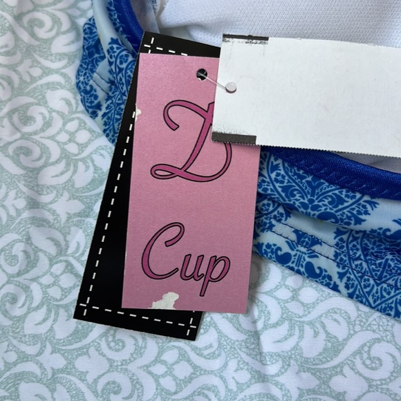 NWT blue and yellow swim suit top - Picture 4 of 6